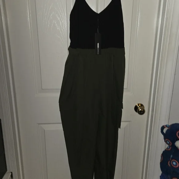 NWT!! Fashion Nova Black and Olive Jumpsuit - Picture 5 of 7